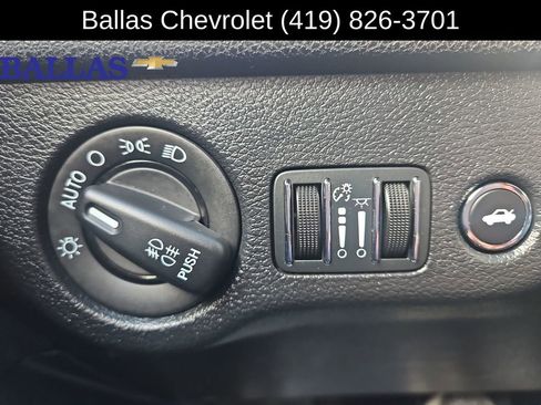 Used 2014 Chrysler 300 C w/ Light Group AWD/4WD image 18