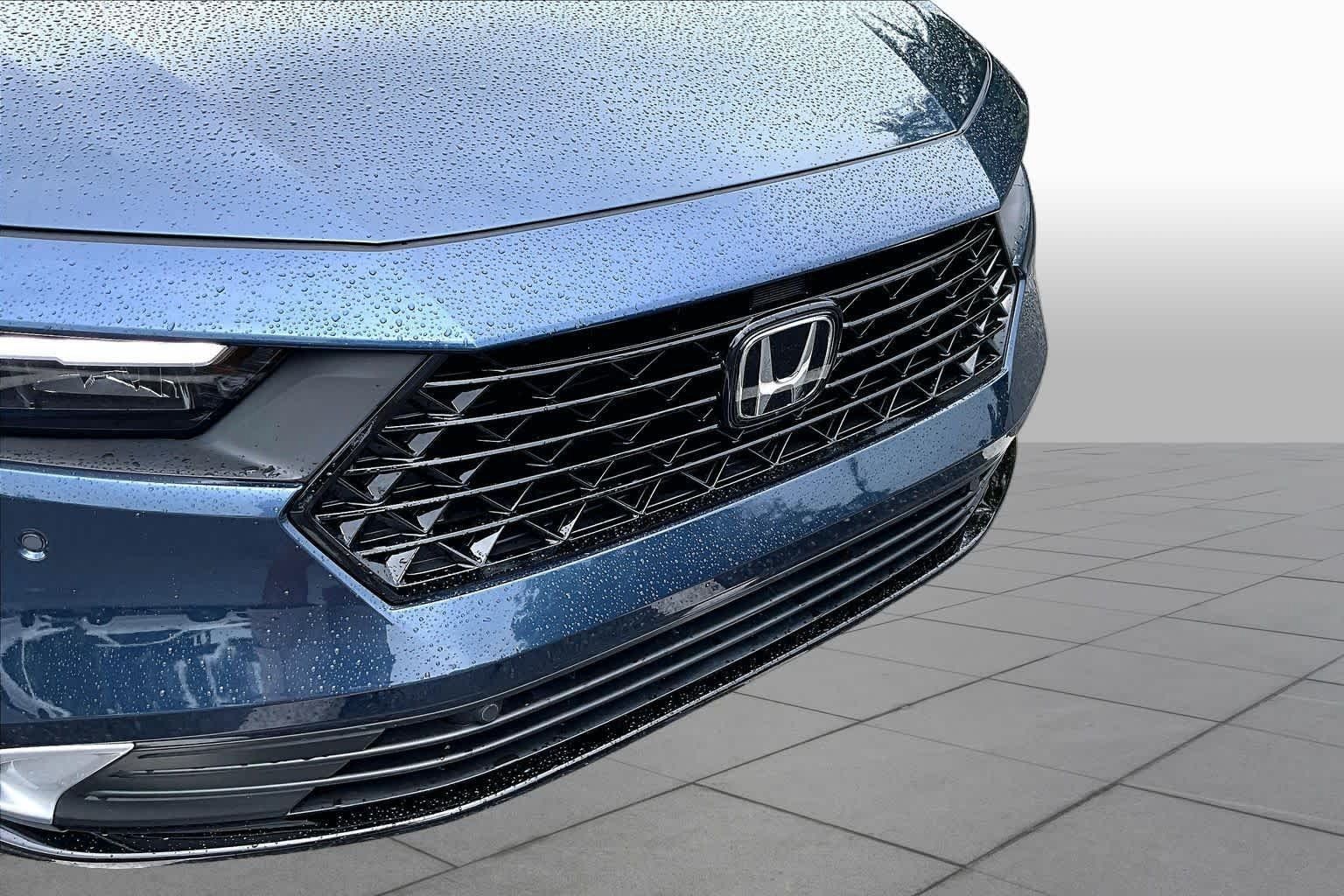 Used 2023 Honda Accord Touring image 30
