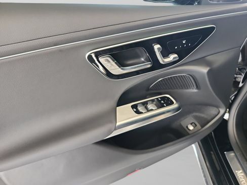 Used 2026 Mercedes-Benz E 350 Sedan w/ Winter Package image 17