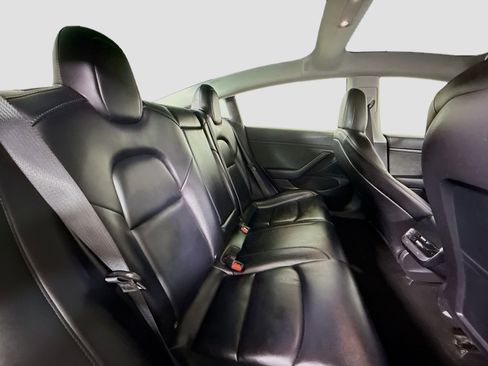 Used 2020 Tesla Model 3 Standard Range Plus image 26