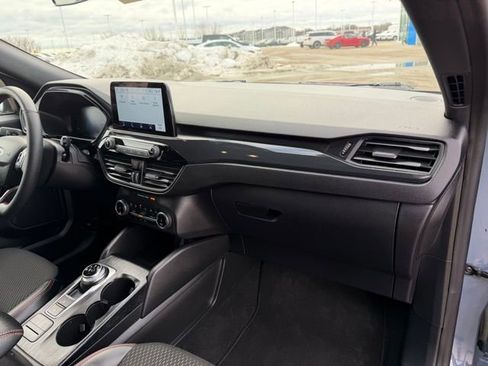 Used 2025 Ford Escape ST-Line image 16