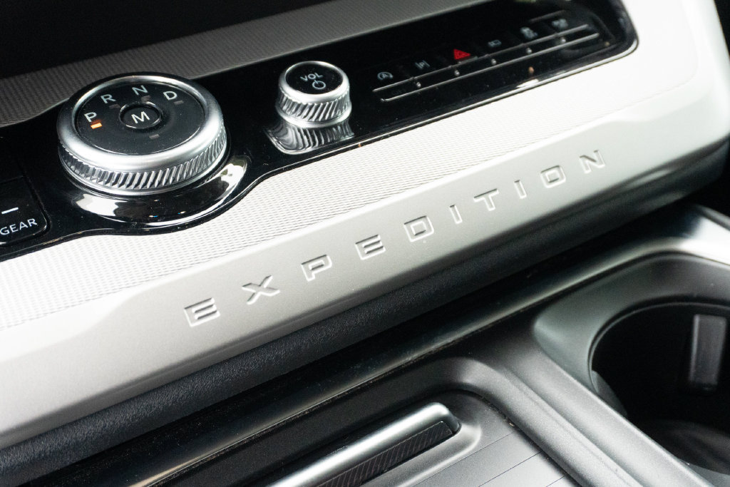 Used 2025 Ford Expedition Max Active RWD image 30