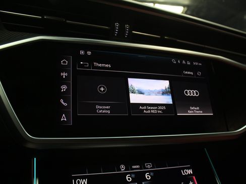 Used 2025 Audi S6 Premium Plus AWD/4WD image 64