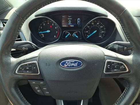 Used 2019 Ford Escape Titanium image 14