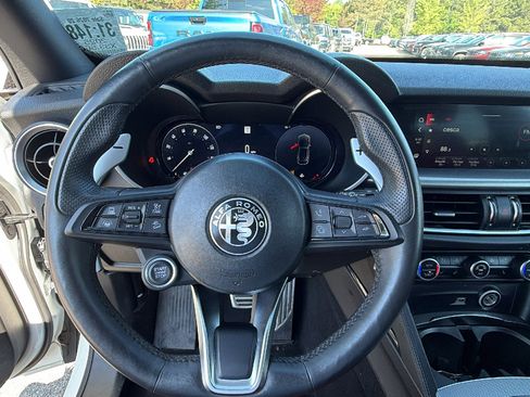 Used 2025 Alfa Romeo Stelvio Sprint w/ Veloce Package AWD/4WD image 29