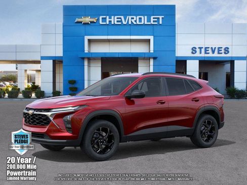 New 2026 Chevrolet Trax LT w/ Driver Confidence Package image 2