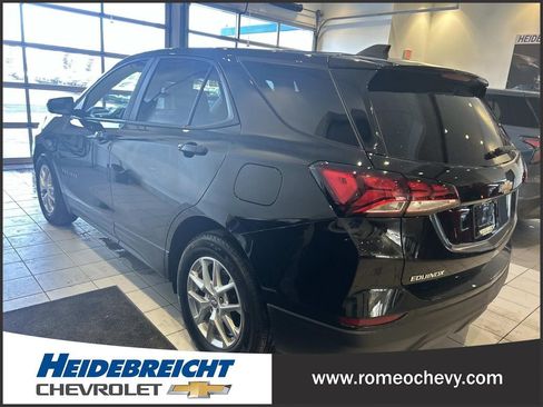 Certified 2024 Chevrolet Equinox LS w/ LS Convenience Package image 5