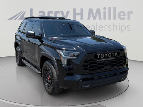 Used 2025 Toyota Sequoia TRD Pro AWD/4WD image 7