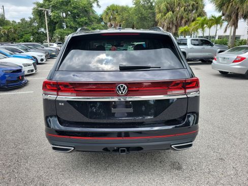 New 2026 Volkswagen Atlas SE FWD image 5