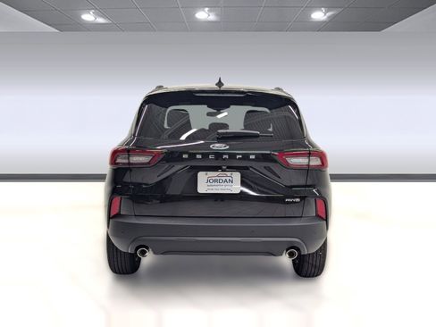 New 2026 Ford Escape ST-Line w/ Tech Pack #1 image 8