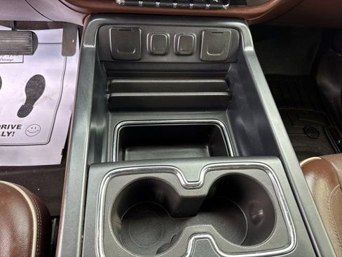 Used 2016 Chevrolet Silverado 1500 High Country w/ High Country Premium Package image 18