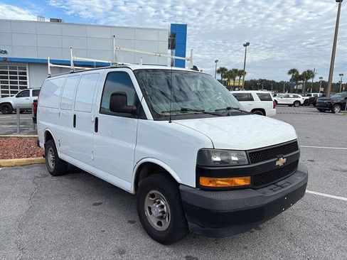 Used 2020 Chevrolet Express 2500 w/ Driver Convenience Package image 2