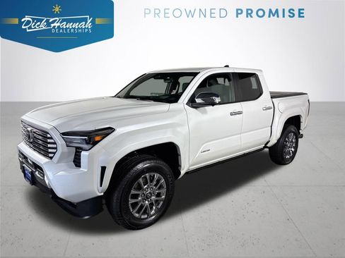 Used 2024 Toyota Tacoma Limited w/ Limited Package (LT) image 1