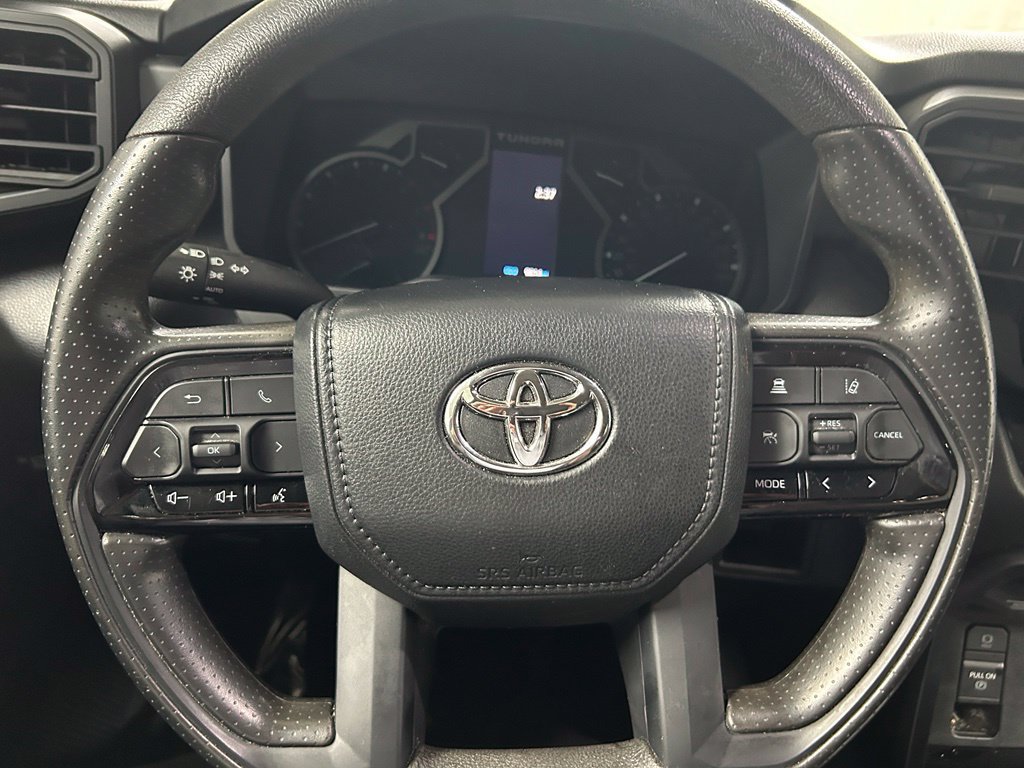 Used 2024 Toyota Tundra SR AWD/4WD image 17
