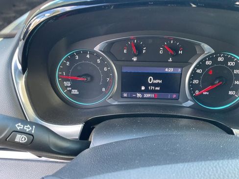 Used 2022 Chevrolet Traverse LT AWD/4WD image 15