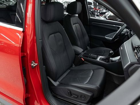 Used 2023 Audi Q3 2.0T Premium image 11