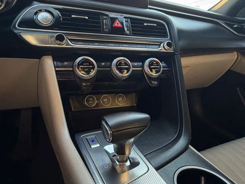 Used 2022 Genesis G70 3.3T RWD image 23