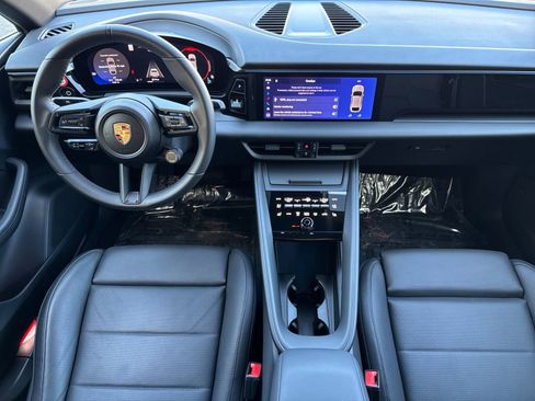 Certified 2025 Porsche Macan Electric RWD image 6