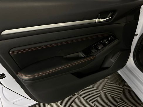 Used 2023 Nissan Altima 2.5 SR image 24