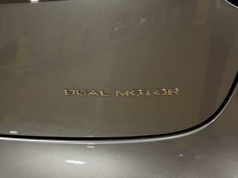 Used 2025 Tesla Model 3 Long Range AWD/4WD image 28