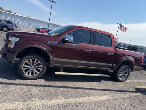 Used 2017 Ford F150 Lariat image 4
