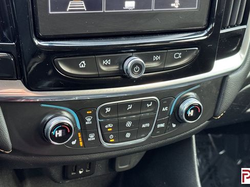 Certified 2020 Chevrolet Traverse LT image 25