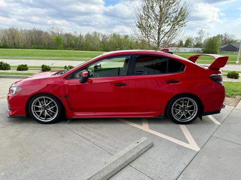 Used 2017 Subaru WRX STI Limited image 4