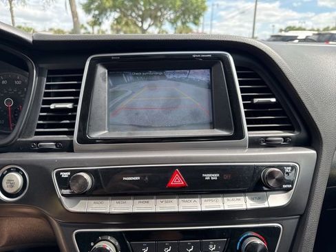Used 2018 Hyundai Sonata Sport FWD image 28