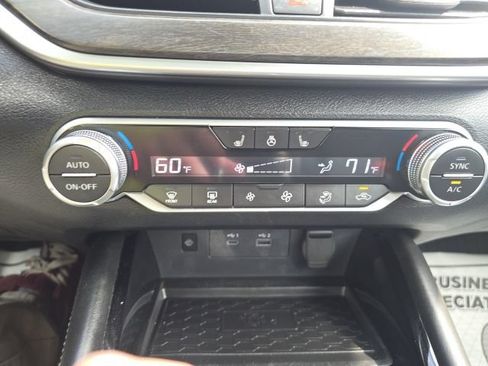 Used 2024 Nissan Altima 2.5 SL AWD/4WD image 19