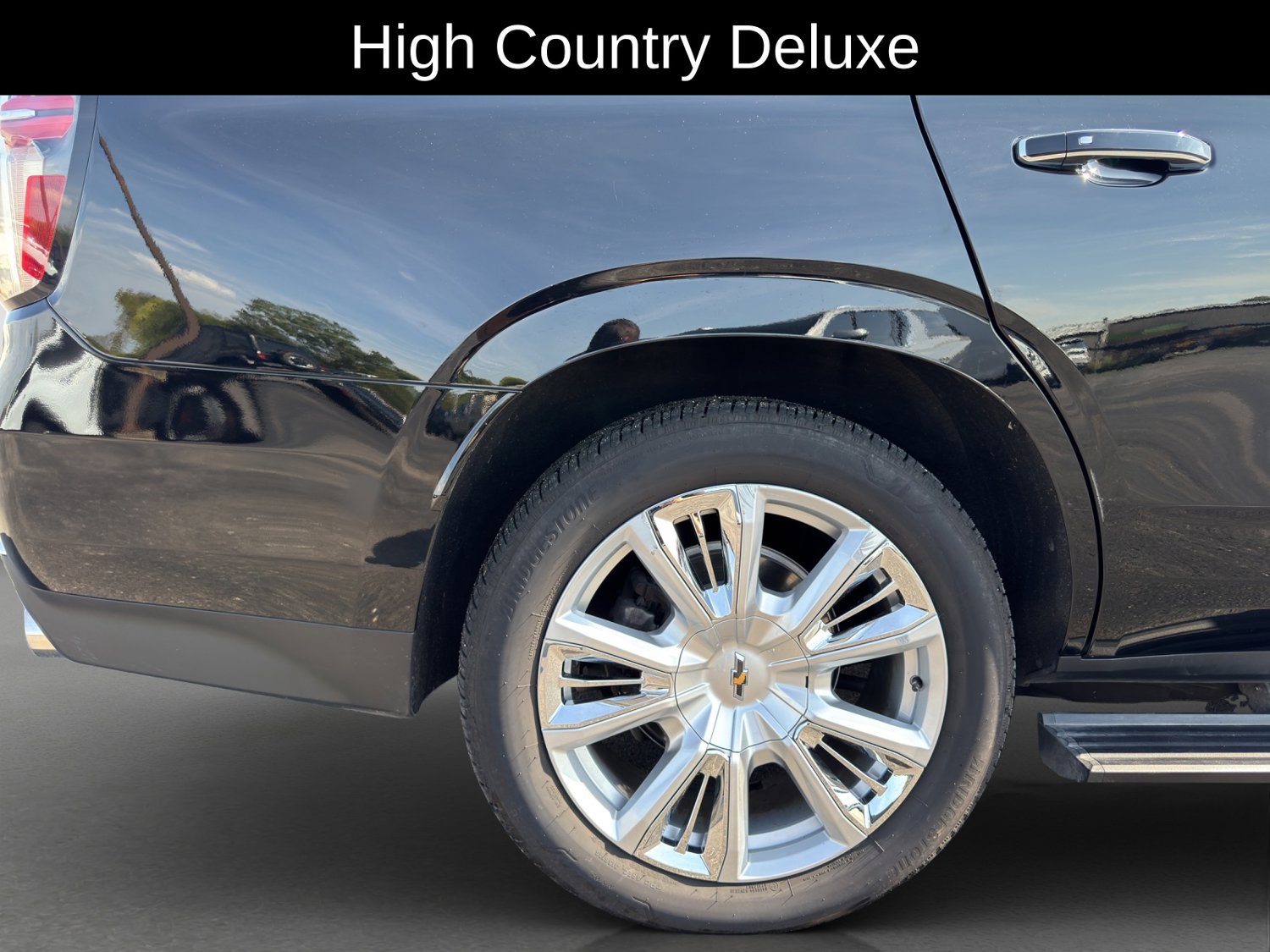 Used 2023 Chevrolet Tahoe High Country AWD/4WD image 23