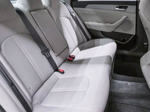 Used 2018 Hyundai Sonata SEL image 11