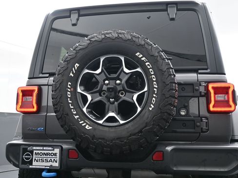 Used 2021 Jeep Wrangler Unlimited Rubicon 4xe w/ Cold Weather Group image 10