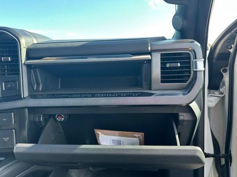 Used 2025 Ford F350 Platinum AWD/4WD image 23