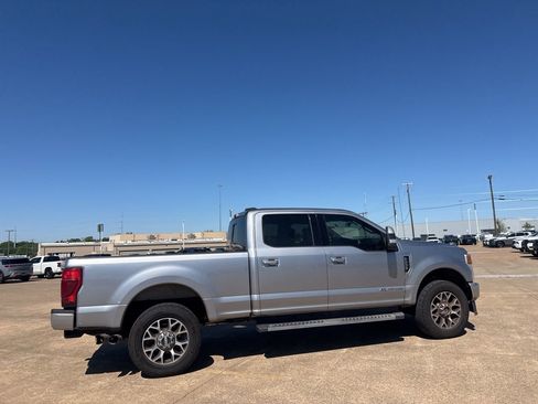 Used 2020 Ford F250 Lariat w/ Lariat Value Package image 28