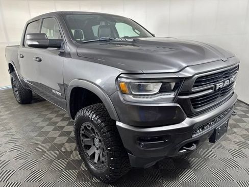 Used 2019 RAM 1500 Laramie AWD/4WD image 1