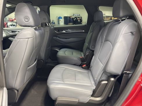 Used 2024 Buick Enclave Essence w/ Sport Touring Edition image 33