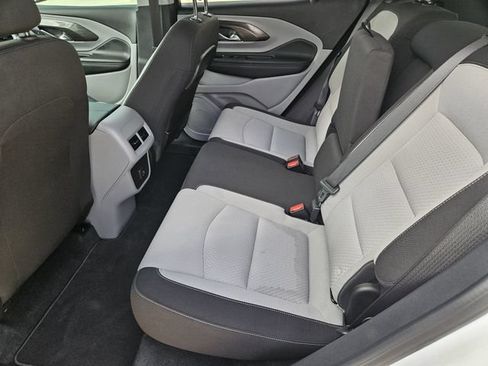 Used 2024 GMC Terrain SLE FWD image 15