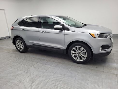 Used 2024 Ford Edge Titanium image 11