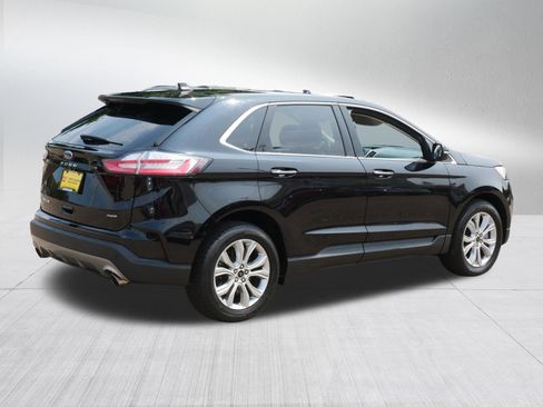 Used 2024 Ford Edge Titanium AWD/4WD image 7