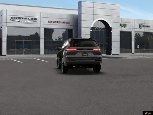 New 2026 Jeep Grand Cherokee Altitude AWD/4WD image 13