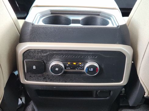 Used 2023 Ford Expedition Max XLT RWD image 31