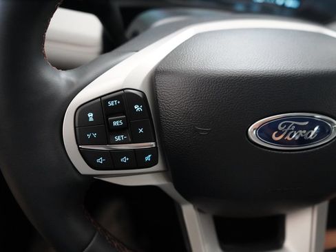 New 2026 Ford Explorer Active w/ Active Comfort Package RWD image 32