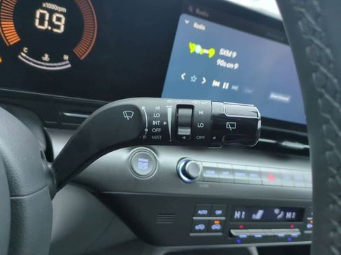 Used 2025 Hyundai Kona SEL image 24