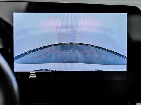 Used 2021 Chevrolet Corvette Stingray Coupe w/ Z51 Performance Package image 32