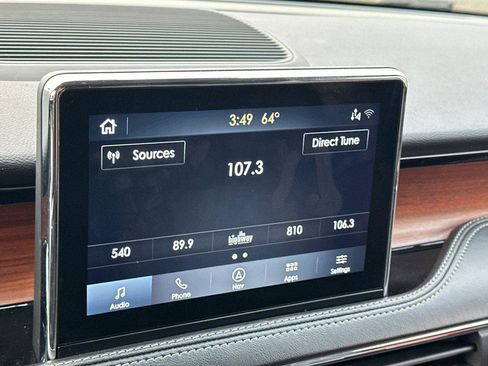 Used 2022 Lincoln Corsair Reserve w/ Equipment Group 201A image 20