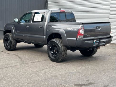 Used 2014 Toyota Tacoma 4x4 Double Cab image 8