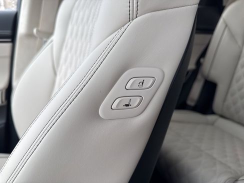 New 2025 Genesis GV70 3.5T Sport w/ Sport Prestige Package image 35