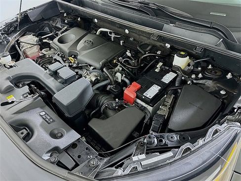 Used 2024 Toyota RAV4 XLE image 30
