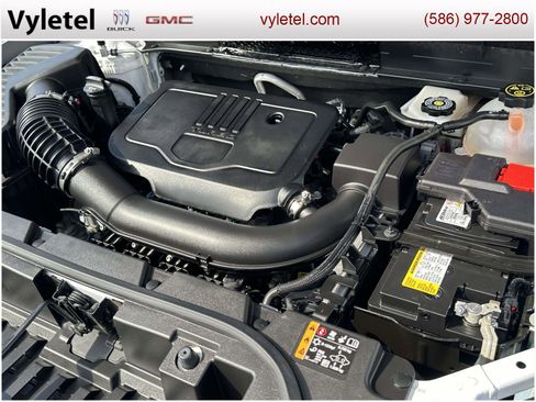 Certified 2023 GMC Acadia SLE w/ Driver Convenience Package image 8