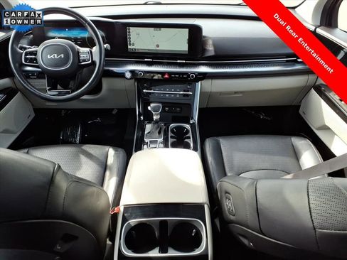 Used 2022 Kia Carnival SX Prestige image 11